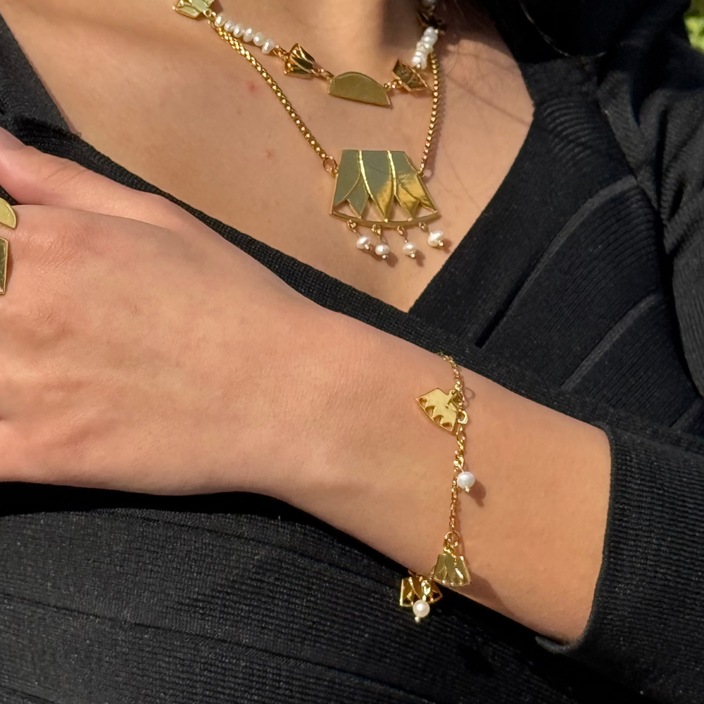 Petal bracelet