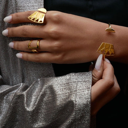 Lily Bangle