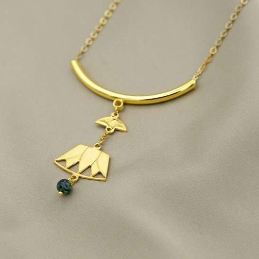 Lily Necklace